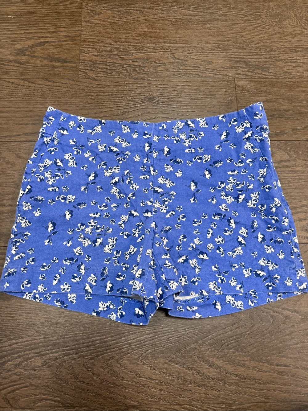 💙 🌷 Floral Women’s Shorts